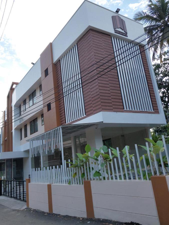 Hotel Mannat Residence Thiruvananthapuram Exterior photo