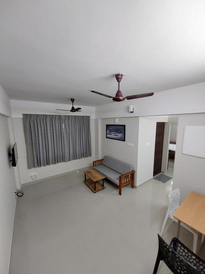 Hotel Mannat Residence Thiruvananthapuram Exterior photo