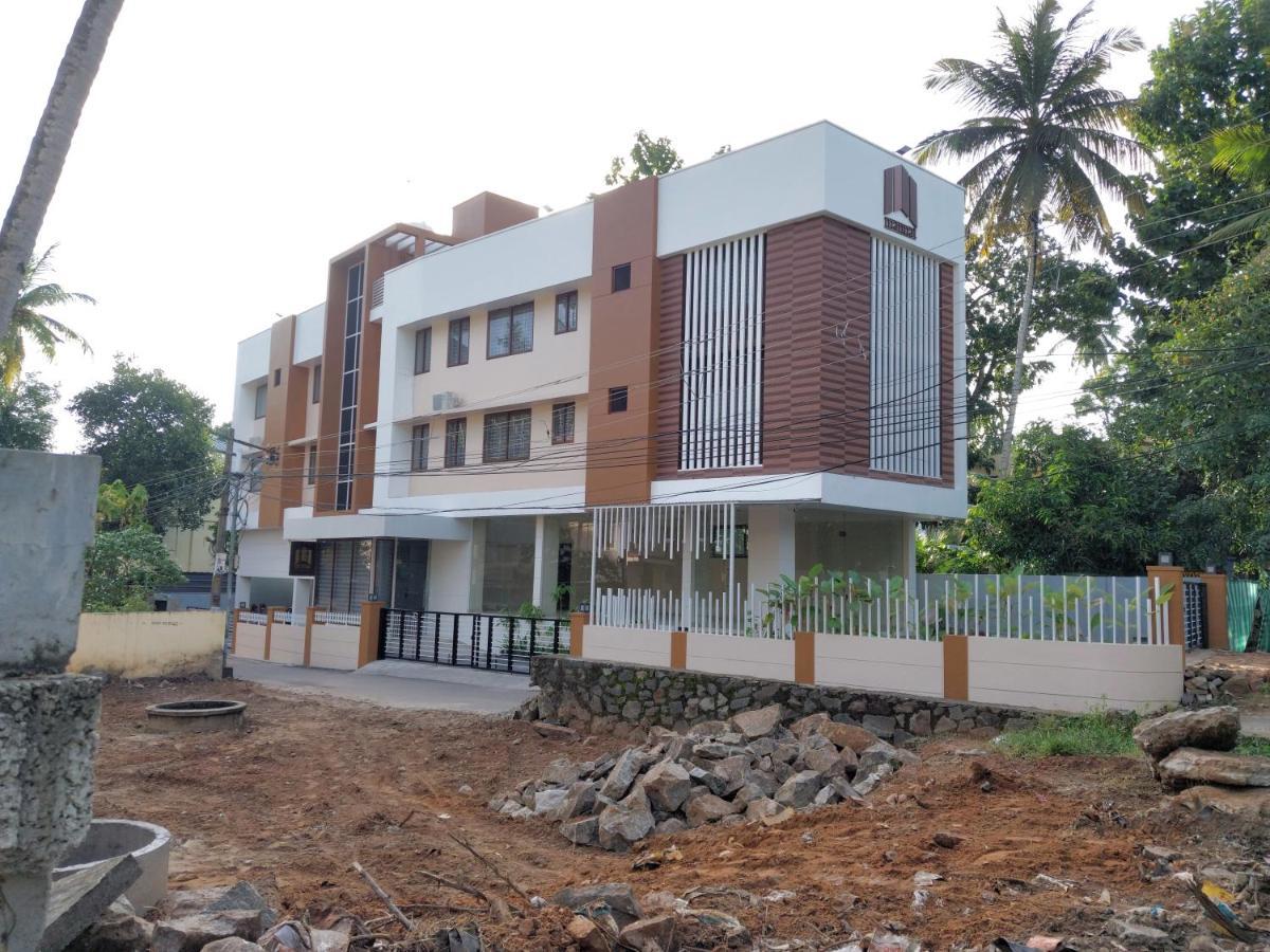 Hotel Mannat Residence Thiruvananthapuram Exterior photo