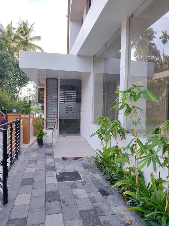 Hotel Mannat Residence Thiruvananthapuram Exterior photo